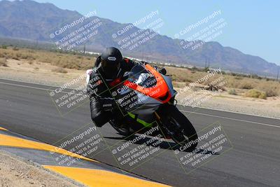 media/Oct-08-2022-SoCal Trackdays (Sat) [[1fc3beec89]]/Turn 16 Inside (1130am)/